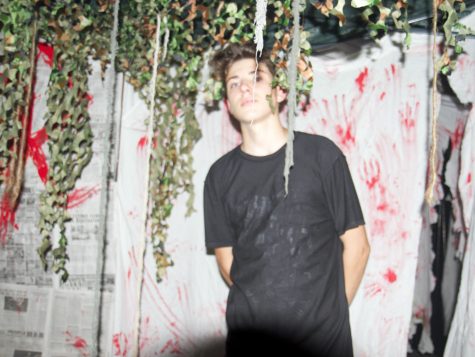 Senior puts on last Halloween maze