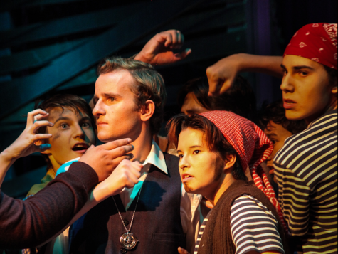 Josiah Haugen (Lord Aster) being surrounded by pirates.
Photos by Margeaux Lau.