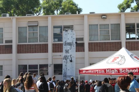 ASB rolls out the theme reveal.
Photo by Claire Valencia