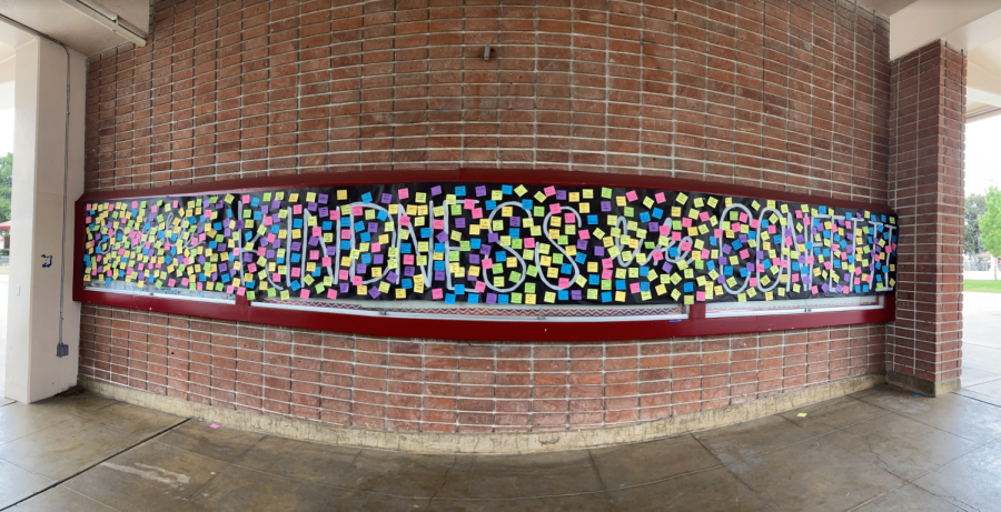 For the week of April 11, ASB students promoted spreading kindness. This poster in the breezeway displayed Post-it notes with messages like “I am powerful” and “I can do anything.” 