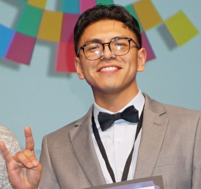 Edward was one of 16 students who won the Annual Biomedical Research Conference for Minority Students (ABRCMS) at UC Irvine in 2018.