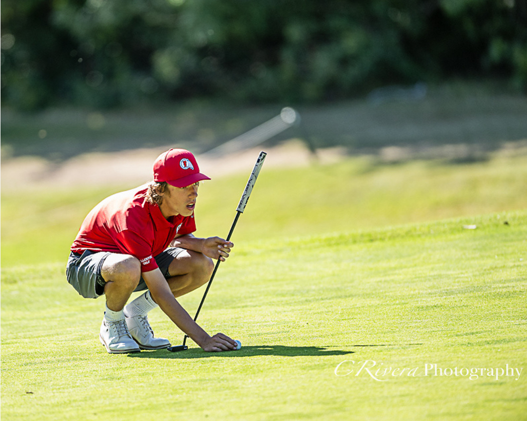 Junior Pascal Duffus carefully lines up a put against Valencia. Photo by Carlos Rivera