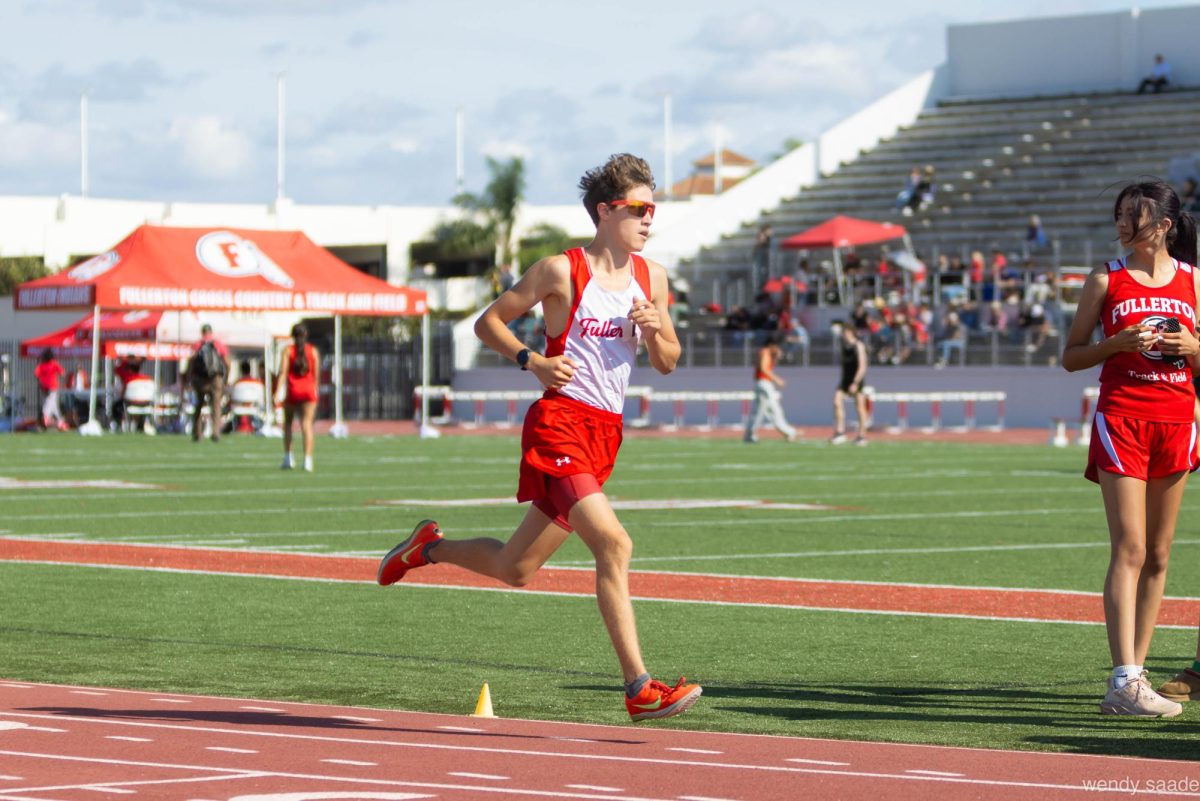 Tyler Der holds the 3200m sophomore school record. Photo Courtesy of Wendy Saade.
